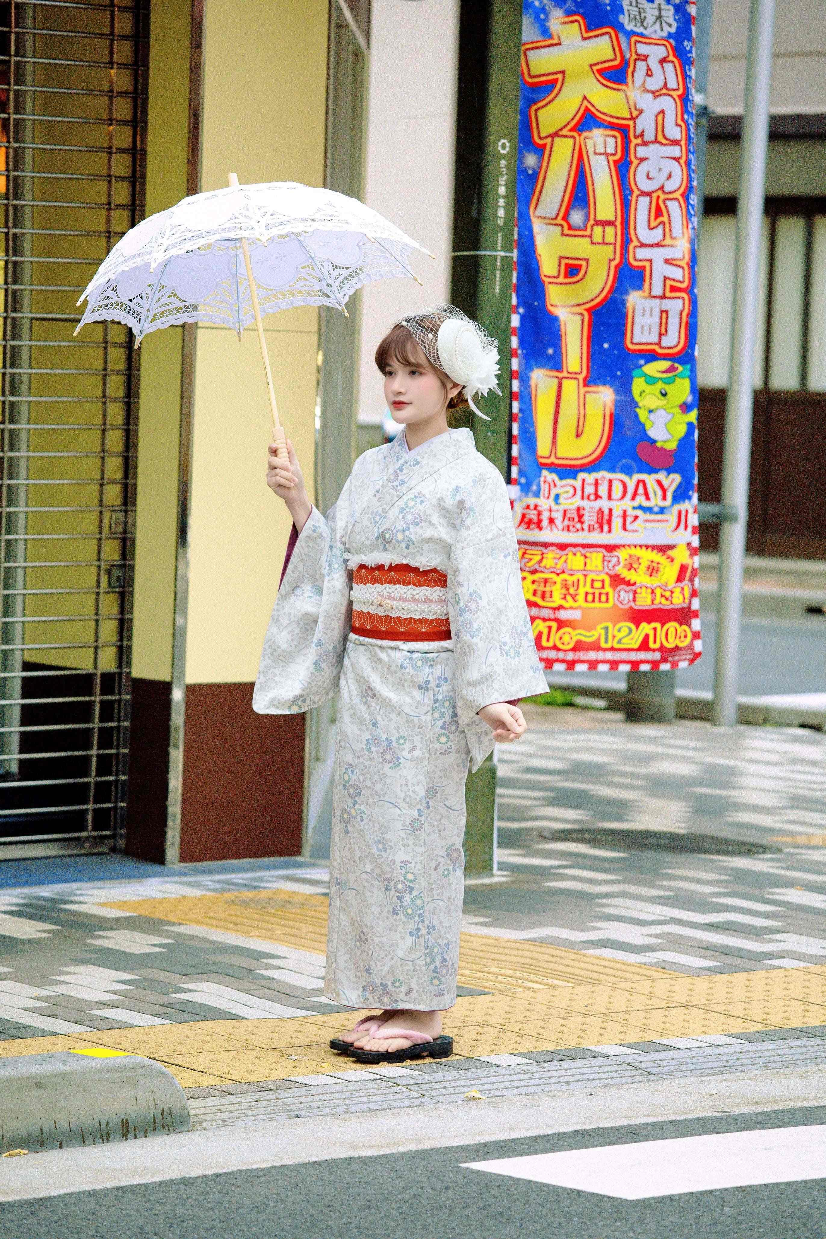 Kimono phối ren 10